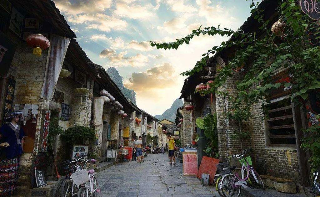 《繁花》害死挚友,包养“情妇”金凤凰,宝总不知蔡司令有多可怕